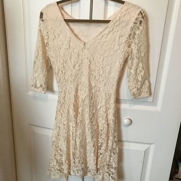 Lush Cream Lace Flowy Dress - Picture 5 of 8